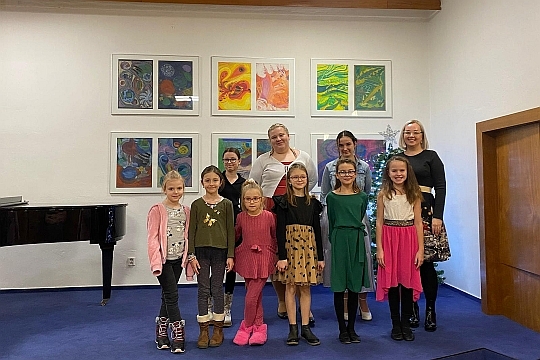 Flétnová besídka<span class='fst-italic fs-6 d-block mt-1'>p. uč. Foitová</span>