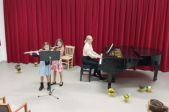 Jarní koncert<span class='fst-italic fs-6 d-block mt-1'>pobočka Bohuňovice</span>