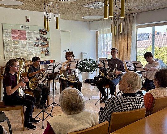 Koncert žáků ZUŠ pro seniory